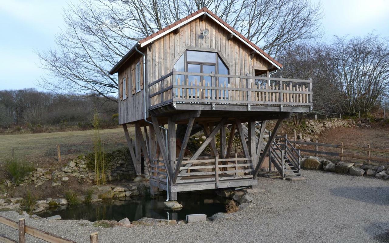 Les Cabanes Des Fontaines Saint-Sernin-du-Bois Kültér fotó
